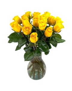 18 Yellow Roses